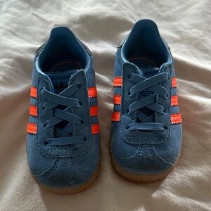 adidas Kids Blue Sneakers with Orange Stripes